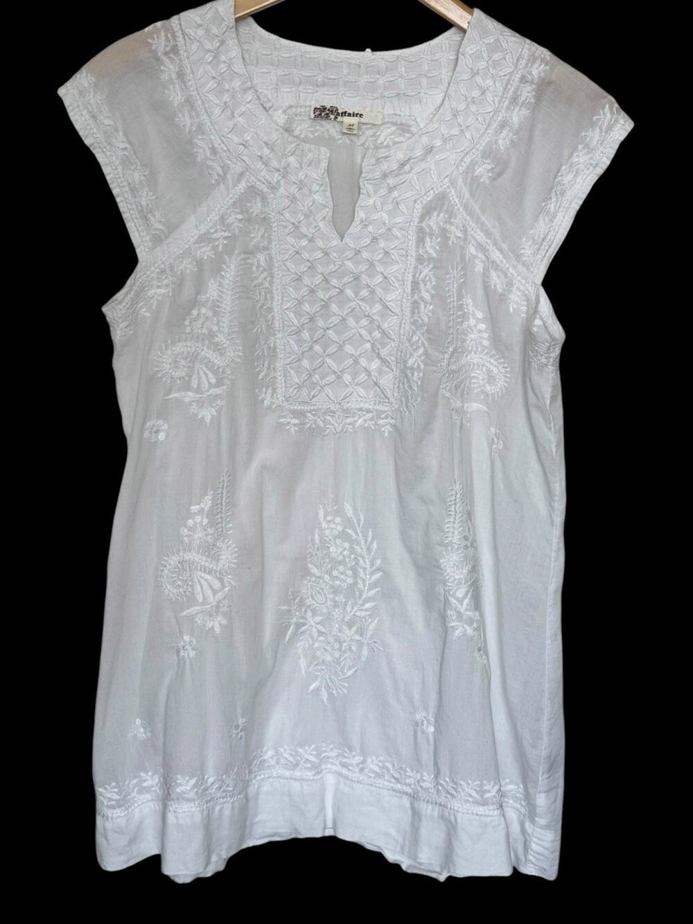 Laffaire Sleeveless Top Size Medium White Embroidered Cotton Tunic Boho Flowy